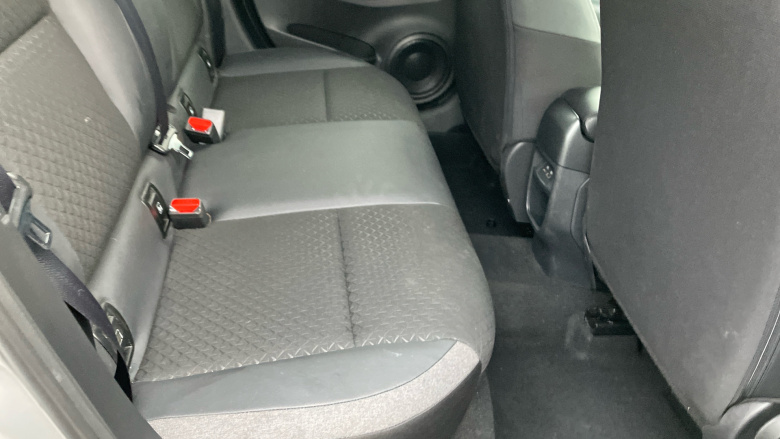 Nissan Juke 1.6 Hybrid N-Connecta 5dr Auto Hybrid Hatchback